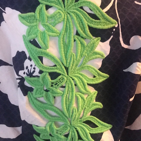 Lily Pulitzer Shift Dress - Picture 2 of 5